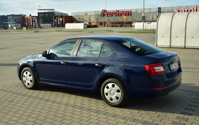 Skoda Octavia cena 27000 przebieg: 286000, rok produkcji 2013 z Opole małe 29